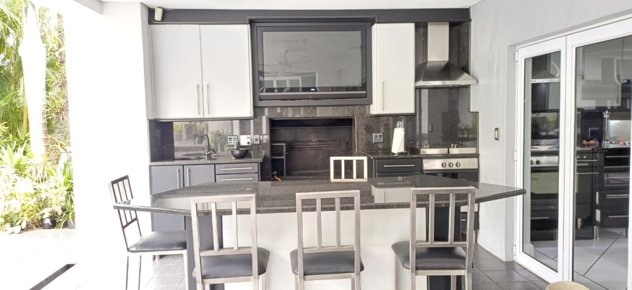 5 Bedroom Property for Sale in Nahoon Valley Park Eastern Cape